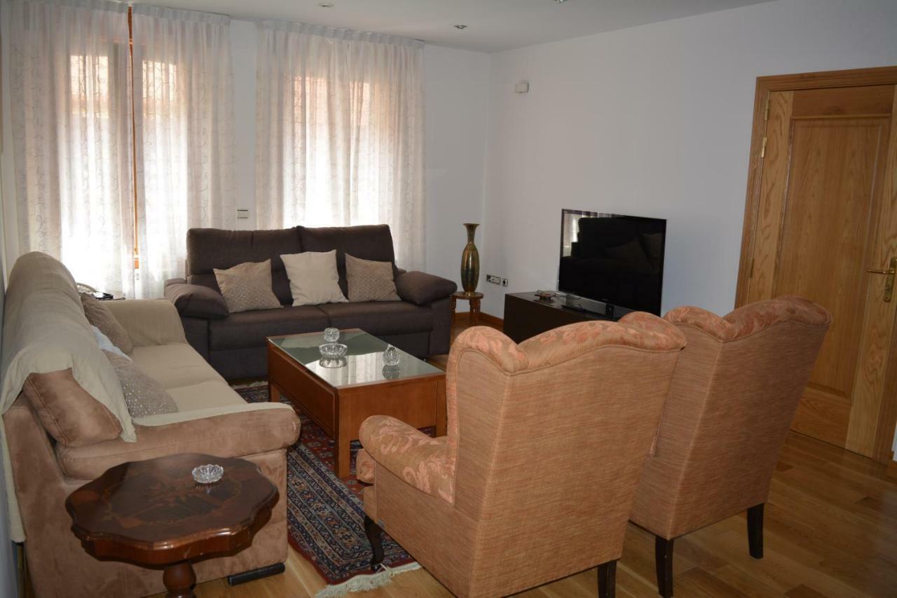 Apartamentos Alameda Coca Exteriér fotografie