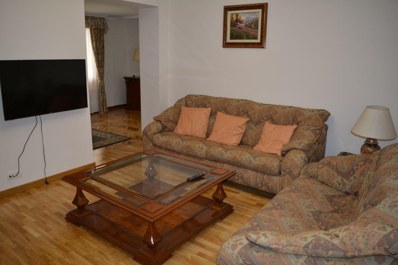 Apartamentos Alameda Coca Exteriér fotografie